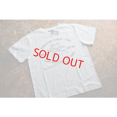 画像1: COLIMBO ノーウォークコットンプリントTシャツ「Opn. Market Time」柄