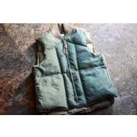Colimbo テンプコダウンベスト「Tempco Signature Down Vest」