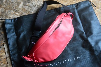 画像1: REDMOON スリムなデザインのグロスグローブレザーショルダーバッグ