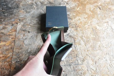 画像2: 池之端銀革店 Cramp UKブライドルレザー 「ギャルソンスリムウォレット」
