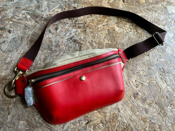 画像1: 池之端銀革店 Crampイタリアンシュリンクレザー×キャンバス ポケットバッグ (1)