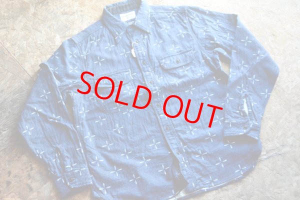 画像1: サムライジーンズ 業平菱金魚柄ジャガードワークシャツ (1)