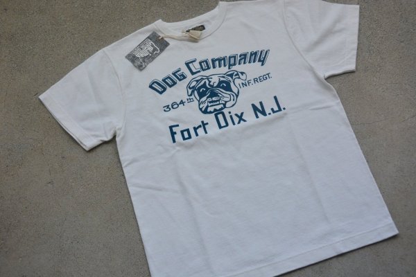 画像1: COLIMBO ノーウォークコットンプリントTシャツ「FORT DIX BULLDOG」柄 (1)